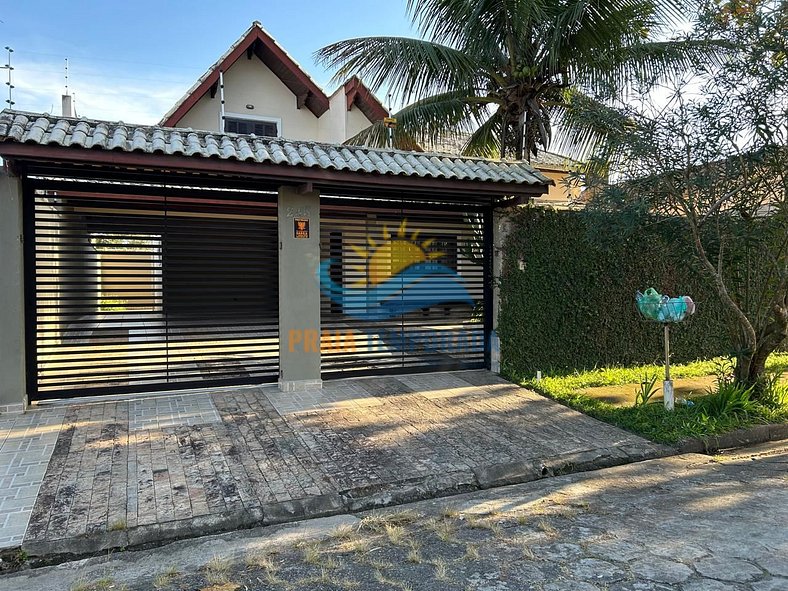 Linda casa em Peruíbe para 10 pessoas